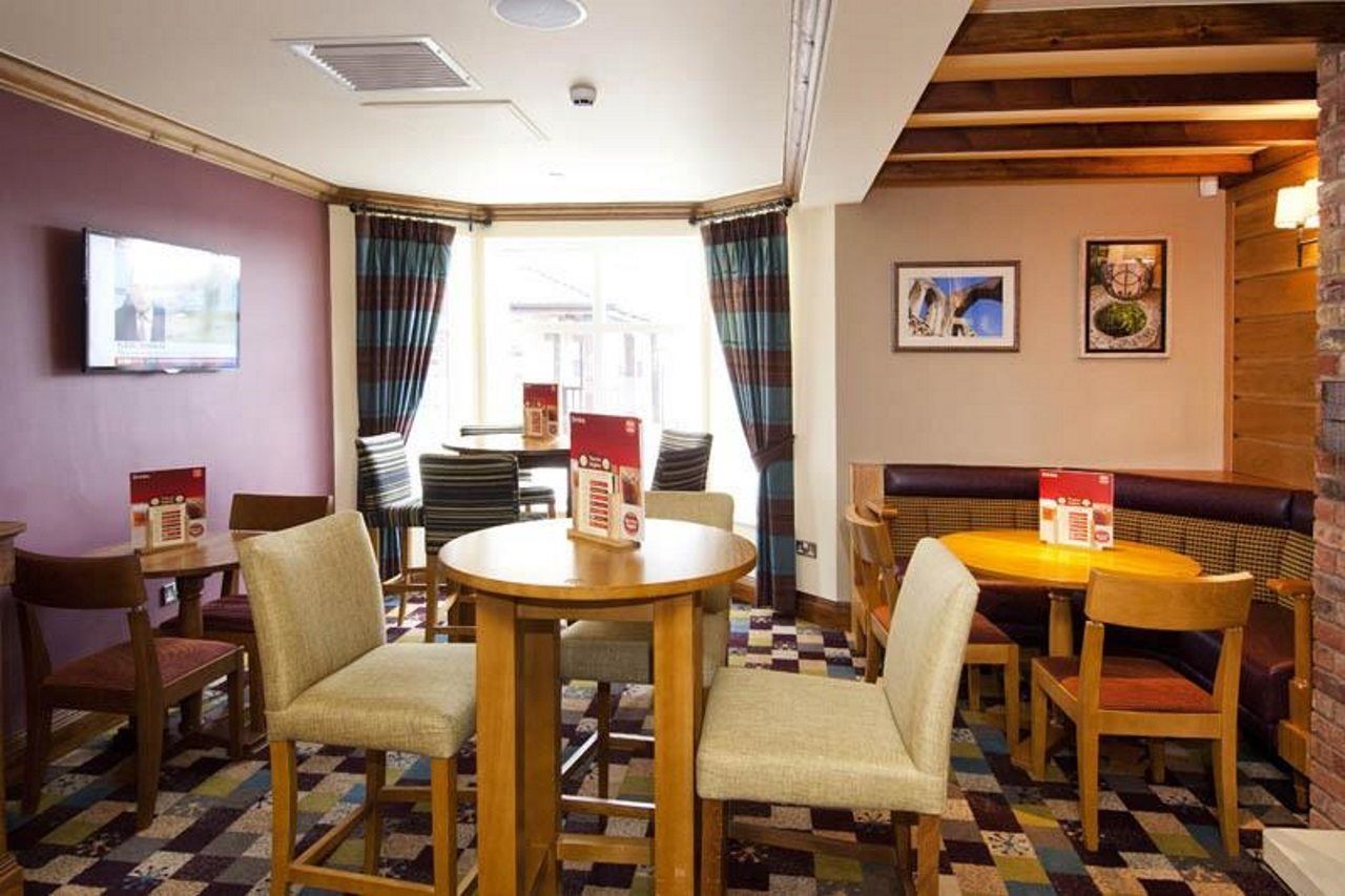 Premier Inn Γκλάστονμπερι Εξωτερικό φωτογραφία